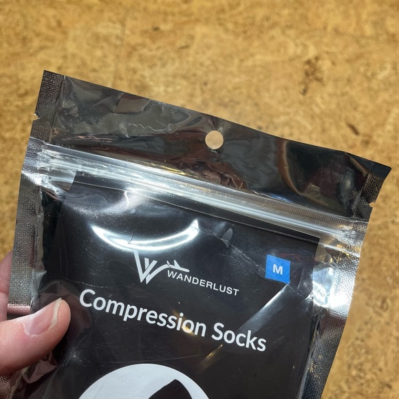 Wanderlust Unisex Everyday Use Compression Socks In Black New Sealed Bag Sz M - Picture 5 of 7